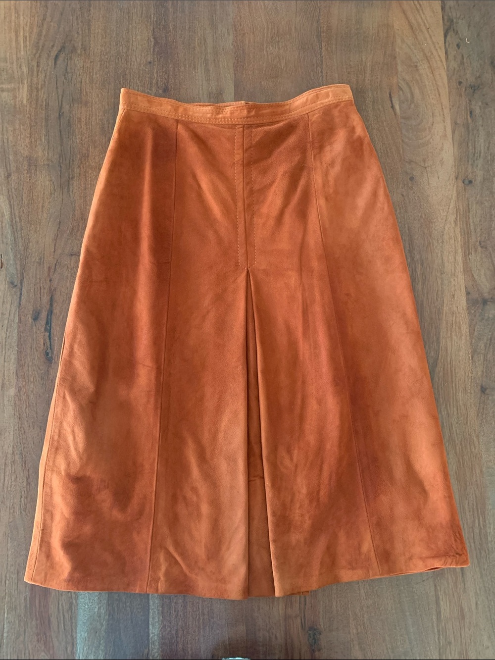 VTG 70s Deastock Two Piece Suede Vest & Skirt Set , Current Sz US 6-8 - Picture 9 of 17